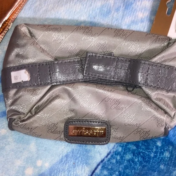 Assorted Clutch and Pouch Collection - Picture 3 of 11